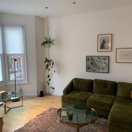 Lovely Spacious 1-Bedroom Flat In Tufnell Park Close To Central Londyn Zewnętrze zdjęcie